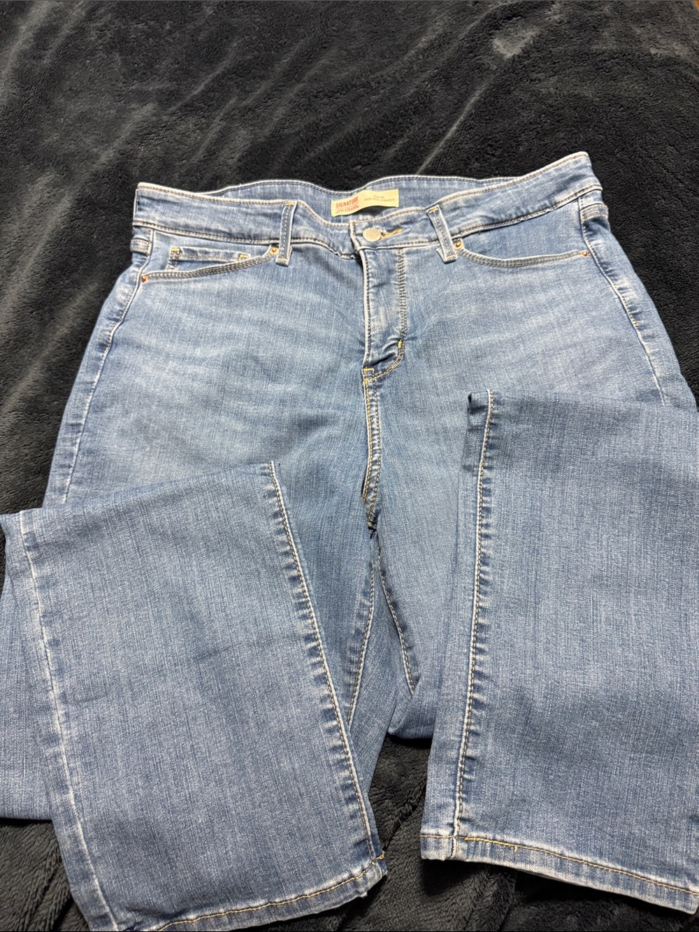 Signature Levi Strauss Light Blue High-Rise Straight Jeans Size 14/32 Like New
